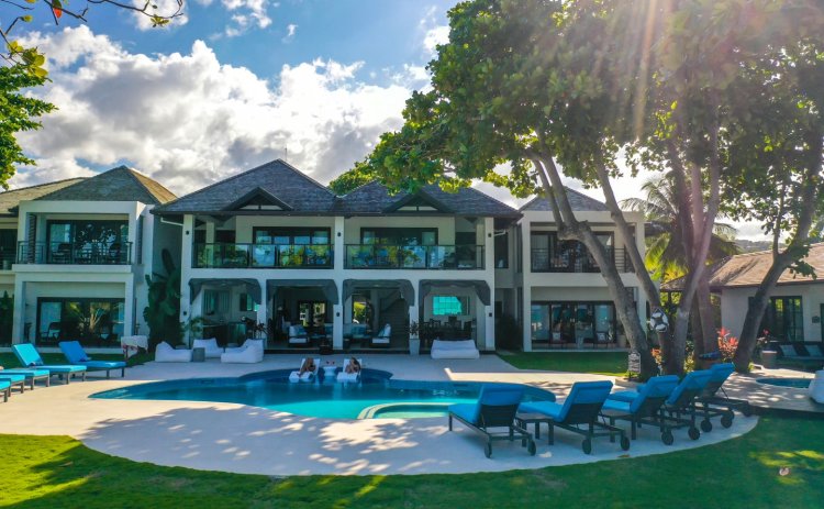 Malatai Villa : The Perfect Luxury Getaway For Couples