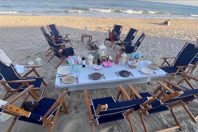  Luxury Beach Bonfire and Picnic Dinner at Town